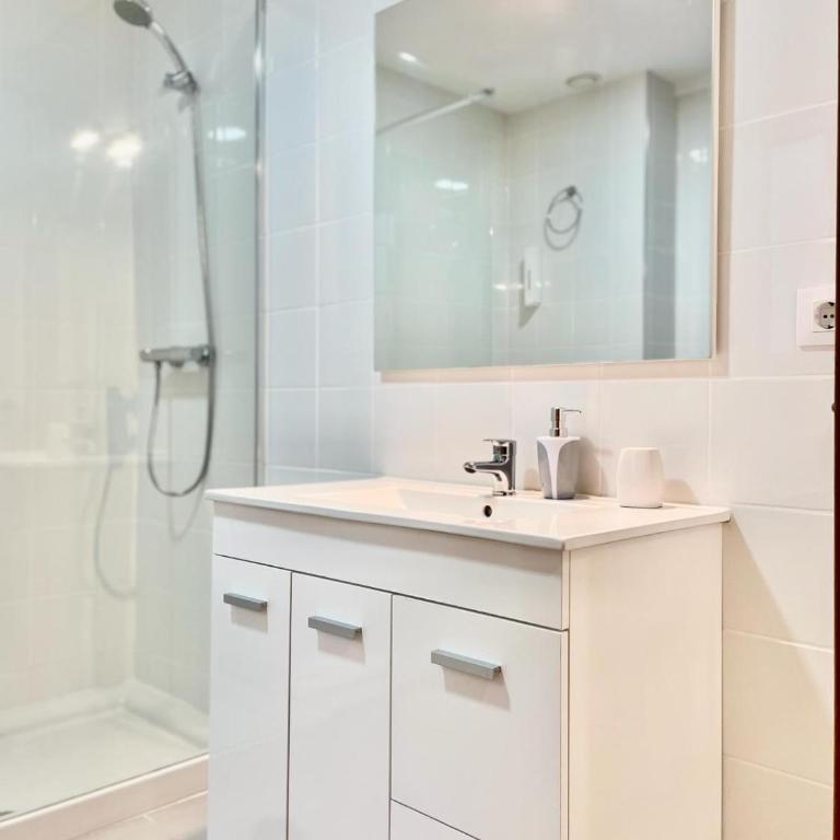 Cíes Premium Suitel García Barbón 73 - Love your Stay - Apartamento Estándar - 9