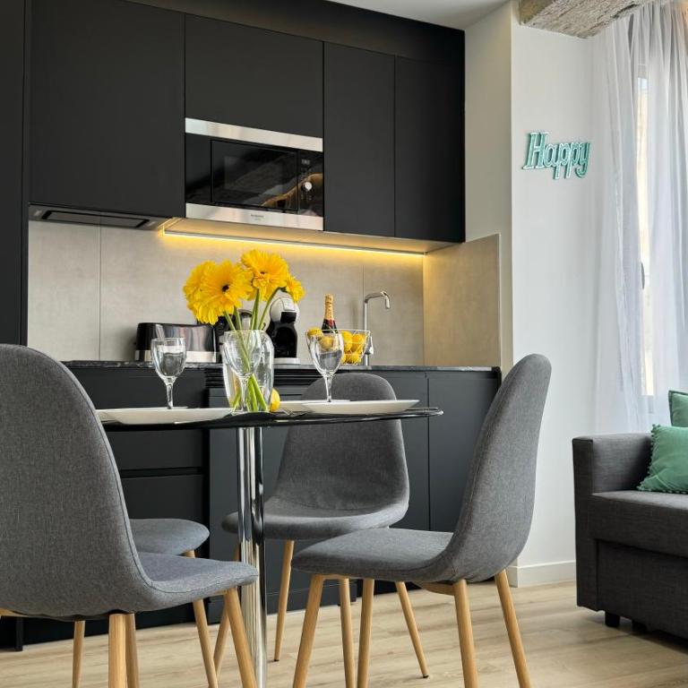 Apart-hotel Happy Life - Studio Apartment - 4