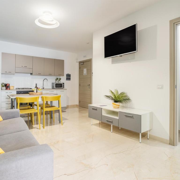 Azzurra Apartments - Apartment mit Balkon - 3