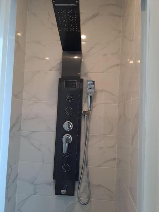 T2 Jacky IC. /Moto / Circuit 24h / Oasis /Antares - Appartement 1 Chambre - 17