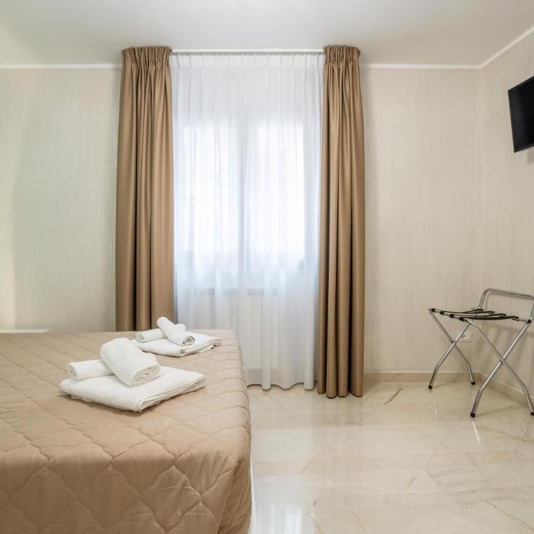 Azzurra Apartments - Apartment mit Balkon - 8