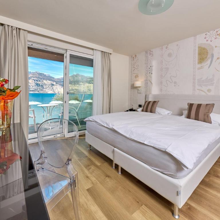 Hotel Capri - Camera Matrimoniale/Doppia con Letti Singoli con Vista Lago. - 2