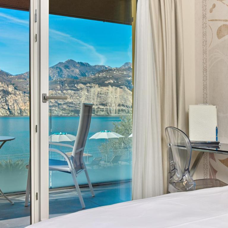 Hotel Capri - Camera Matrimoniale/Doppia con Letti Singoli con Vista Lago. - 5