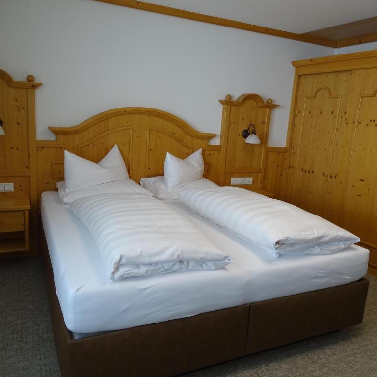 Astegg, Alpengasthof - Dreibettzimmer mit Dusche - 4