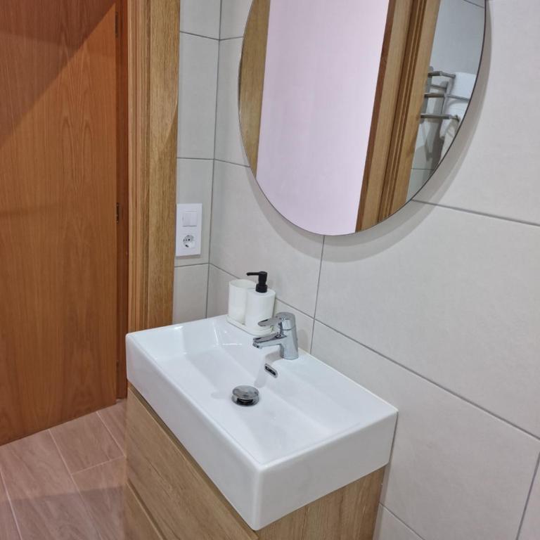 Pensió Torrent - Habitación Doble con balcón - 1 o 2 camas - 7