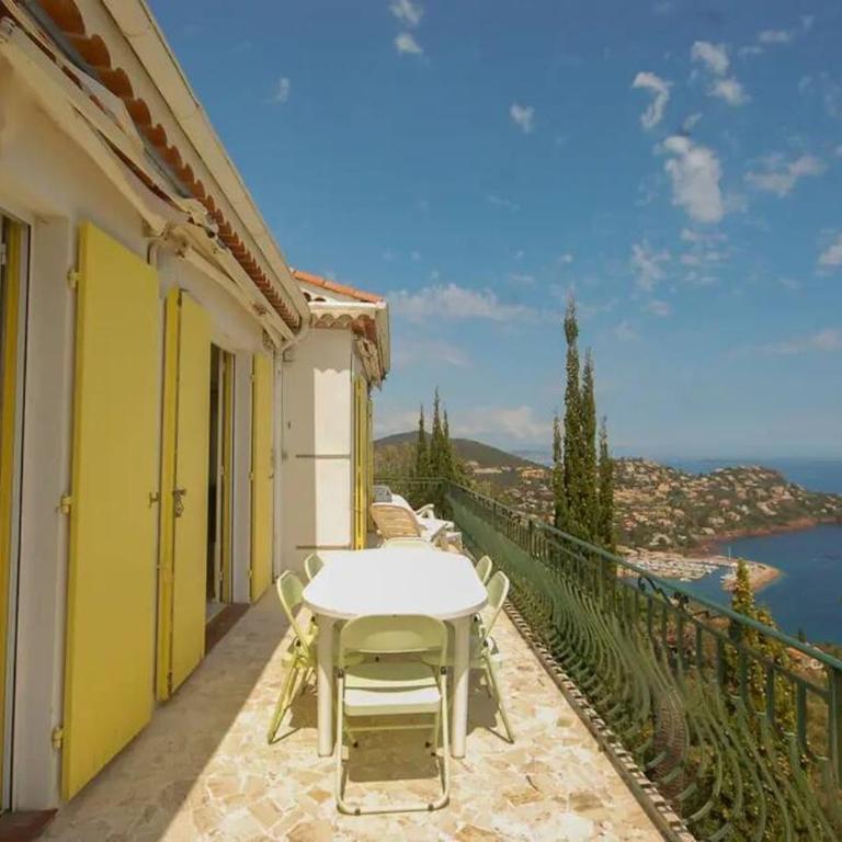 House with panoramic sea view, Le Trayas - Villa - 21
