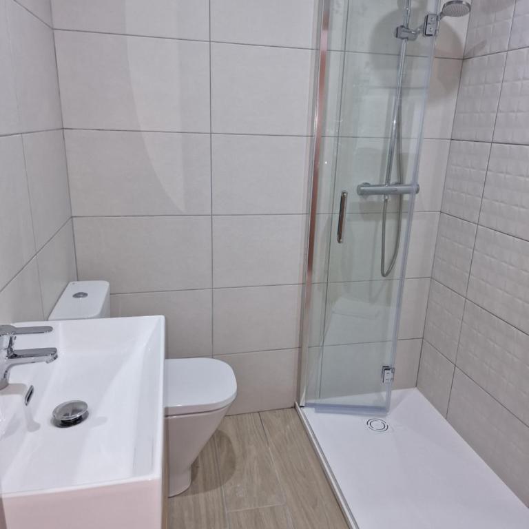 Pensió Torrent - Habitación Doble con balcón - 1 o 2 camas - 8