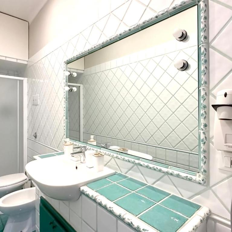 Int 9 - Appartamento Sasan by Residence San Luca - One-Bedroom Apartment - 8