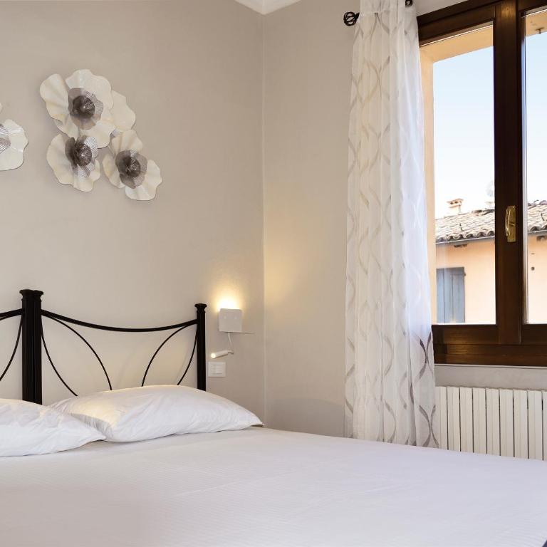 Int 9 - Appartamento Sasan by Residence San Luca - One-Bedroom Apartment - 4