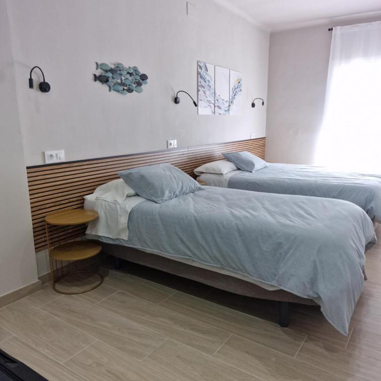 Pensió Torrent - Habitación Triple - 3