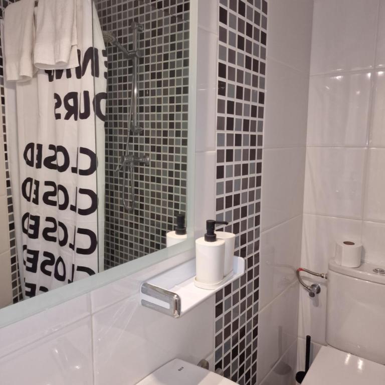 Pensió Torrent - Habitación Doble con balcón - 1 o 2 camas - 17