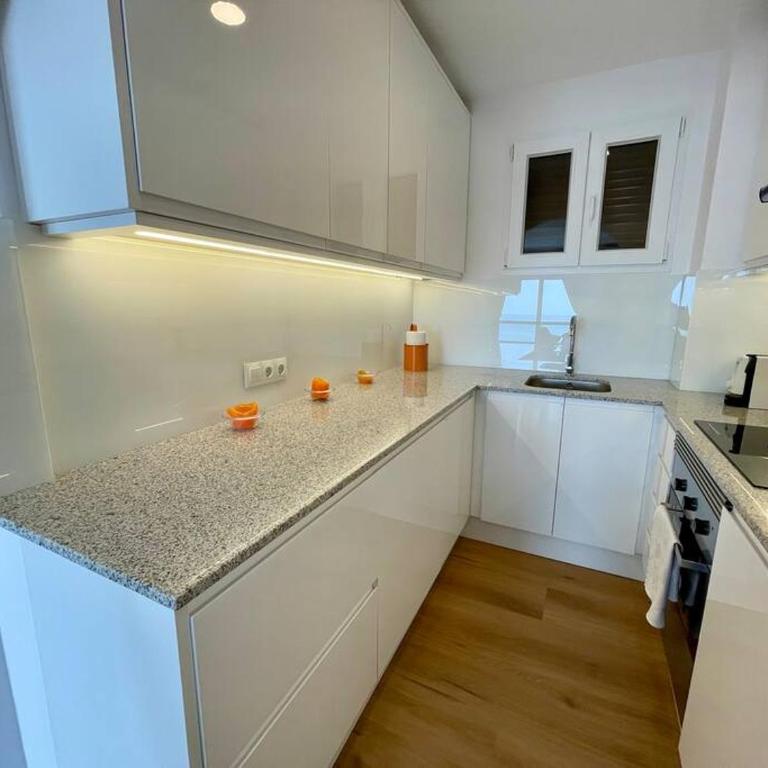 Beste Sicht auf Ifach, Hafen und Strand - Two-Bedroom Apartment - 46