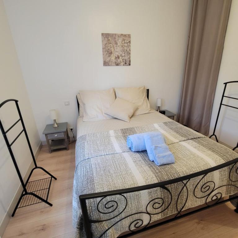 Appartement T2 - au calme et proche centre ville - idéal curistes et vacanciers - Appartement 1 Chambre - 27