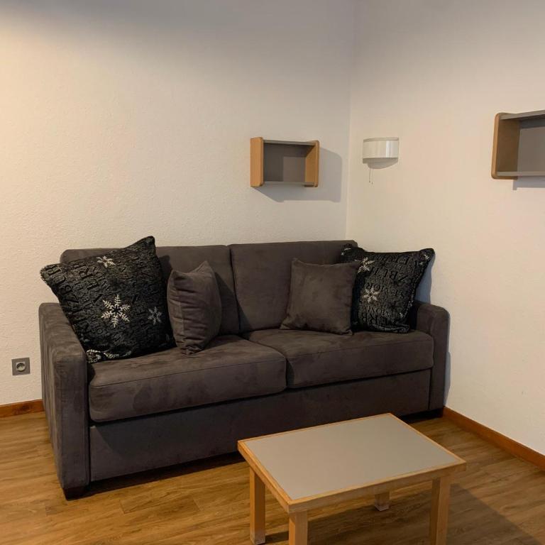 Studio 4 Pers avec Balcon, WiFi et Parking - Studio - 8