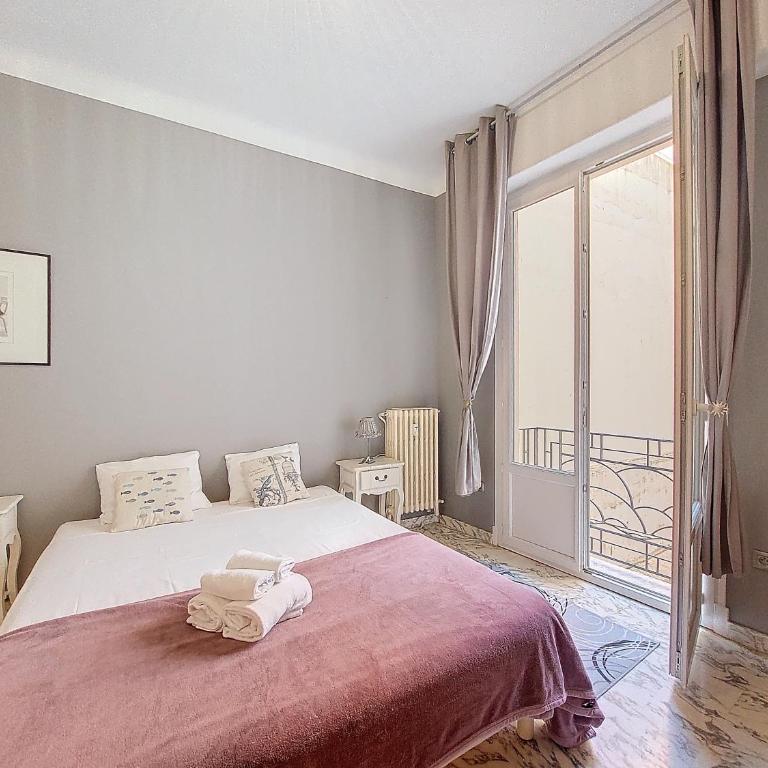 Nestor&Jeeves - NOE - Central - Close sea - Spacious - Appartement 2 Chambres - 9