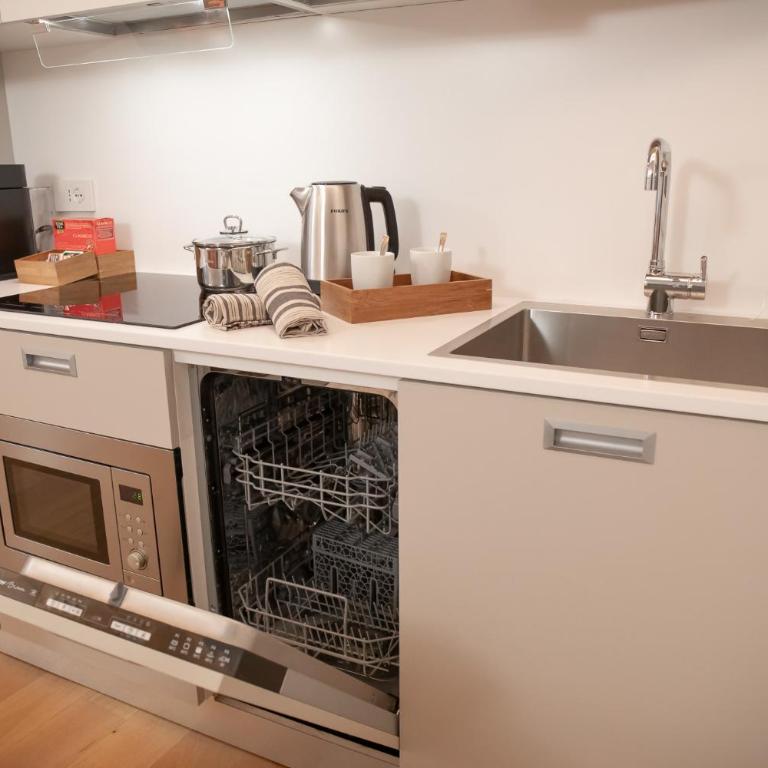 Stylish Grey Apartment - 5 minutes from the lake - Appartamento - 5