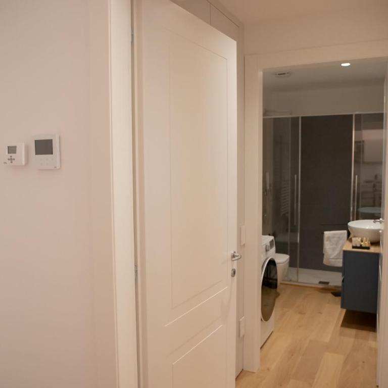 Stylish Grey Apartment - 5 minutes from the lake - Appartamento - 9