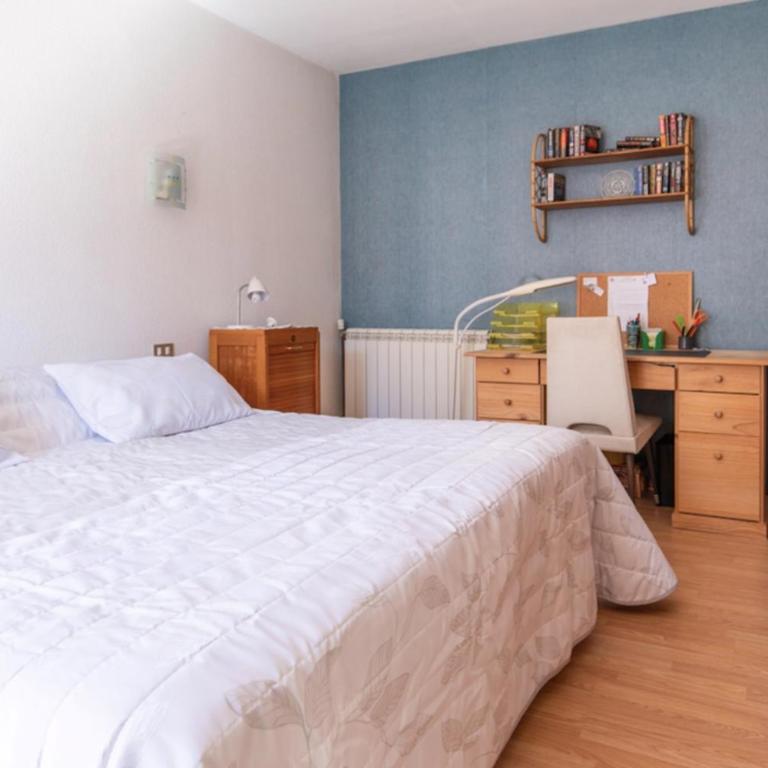 Spacious air conditionned apartment with balcony - Appartement - 14