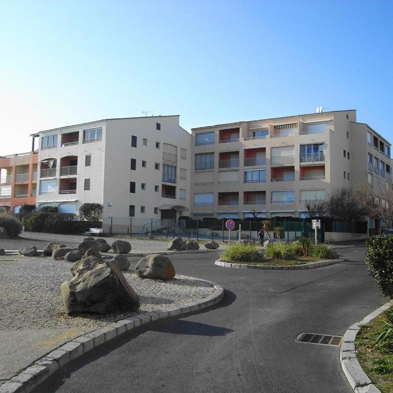 INDES GALANTES Tres joli T2 vue mer piscine Cap d'Agde - One-Bedroom Apartment - 15