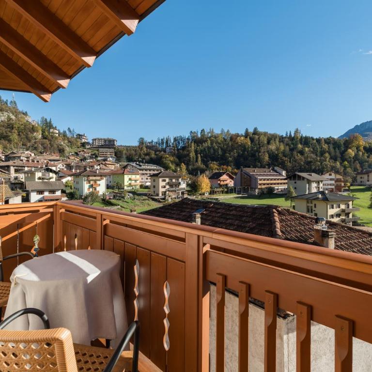 Hotel Opinione Dimora Storica & Private Spa - Camera Matrimoniale con Vista Montagna - 6
