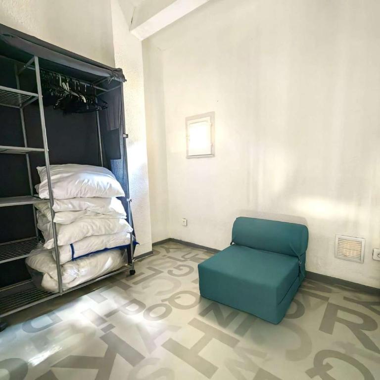 Villa mitoyenne au calme avec parking et piscine commune - FR-1-607-126 - Villa - 12