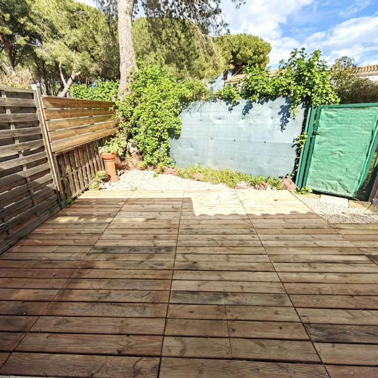 Villa mitoyenne au calme avec parking et piscine commune - FR-1-607-126 - Villa - 16