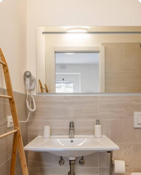 Vittoria room - Camera Matrimoniale con Bagno Privato - 2