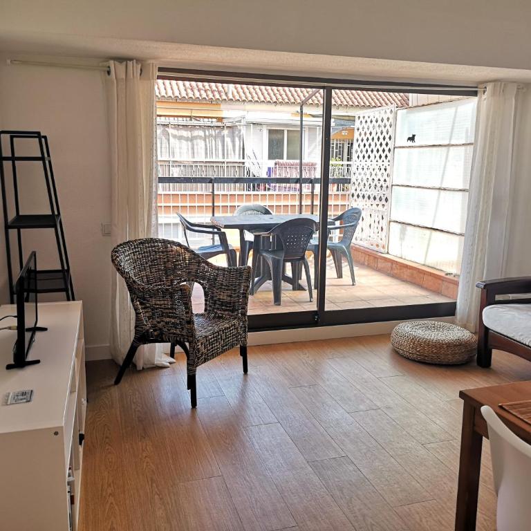 ApartEasy - Atic Sants - Apartment with Terrace - 1
