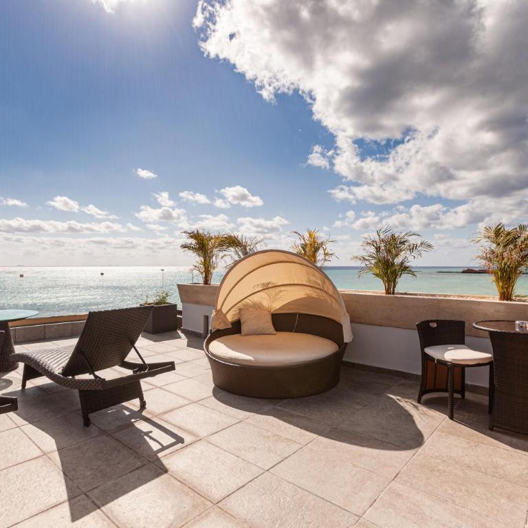 Ocean Plaza by Zamá Homes - Three-Bedroom Penthouse Ocean View with Private Pool - 1