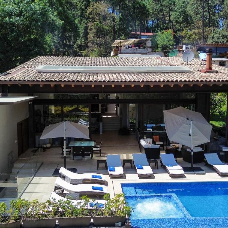 Vista al Nevado: Exceptional Home in Avandaro - Villa - 2