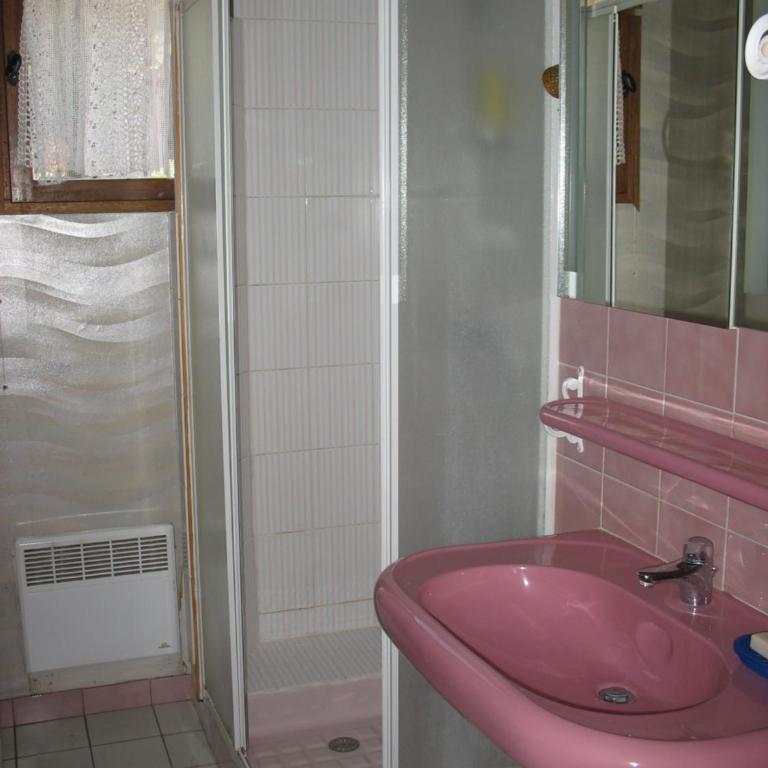 Saint-Raphaël Villa mitoyenne 10 min de la plage - Casa con 2 Camere da Letto - 3