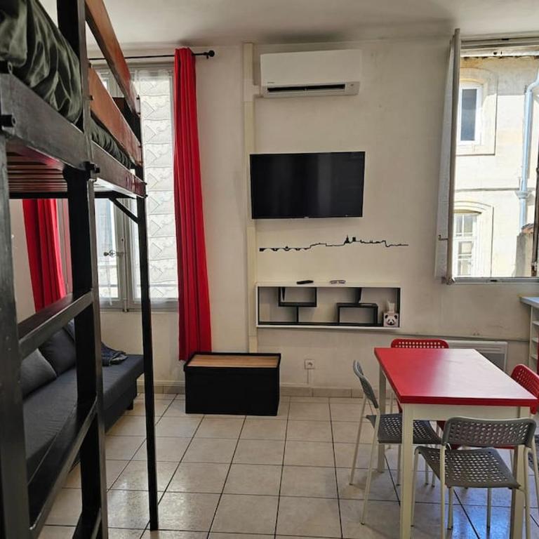 Appartement Avignon intra-muros - Apartamento de 1 dormitorio - 9