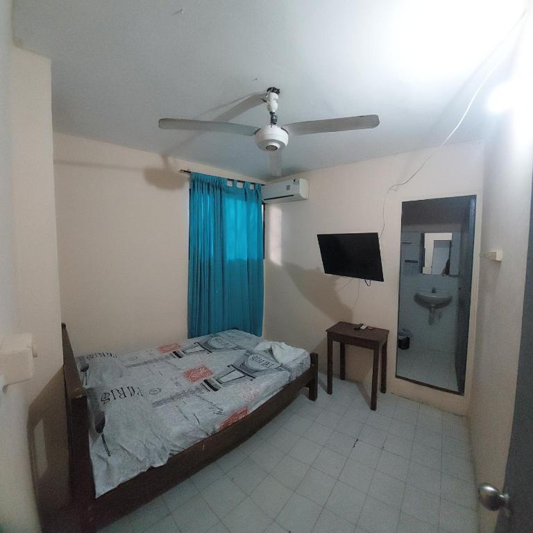 Hotel Unico City - Budget Double or Twin Room - 10
