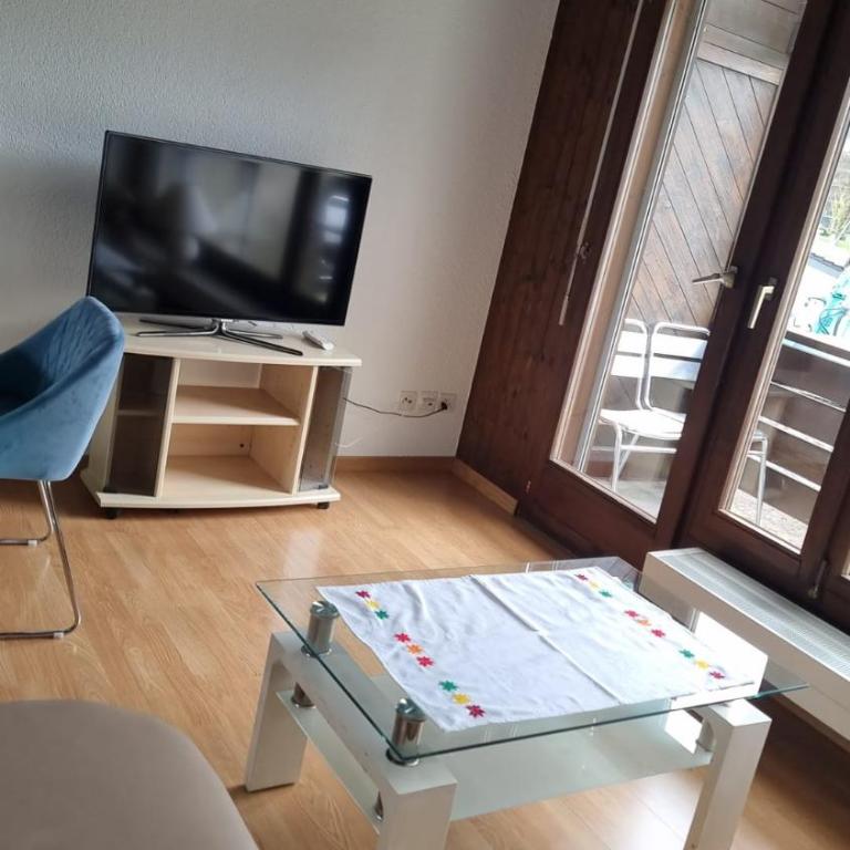 Studio 112 - Riverside - One-Bedroom Apartment - 13