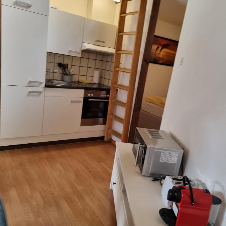 Studio 112 - Riverside - One-Bedroom Apartment - 12