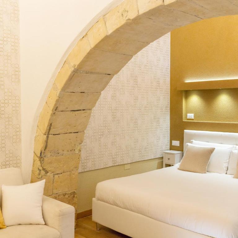 Martini Castello Boutique Rooms - Double Room with Private External Bathroom - 17