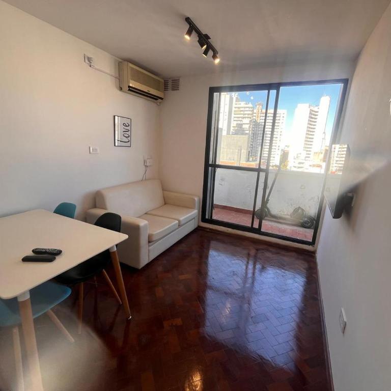 Hermoso departamento 2 dormitorios con cochera - Two-Bedroom Apartment - 2
