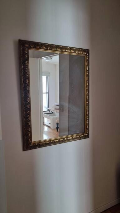 Avenida Córdoba pura luz y amplitud ,cochera - Apartamento de 1 dormitorio - 10