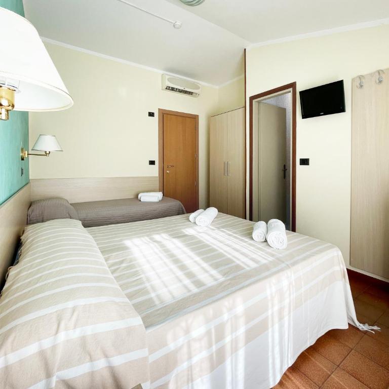 Hotel Reale - Camera Tripla - 2