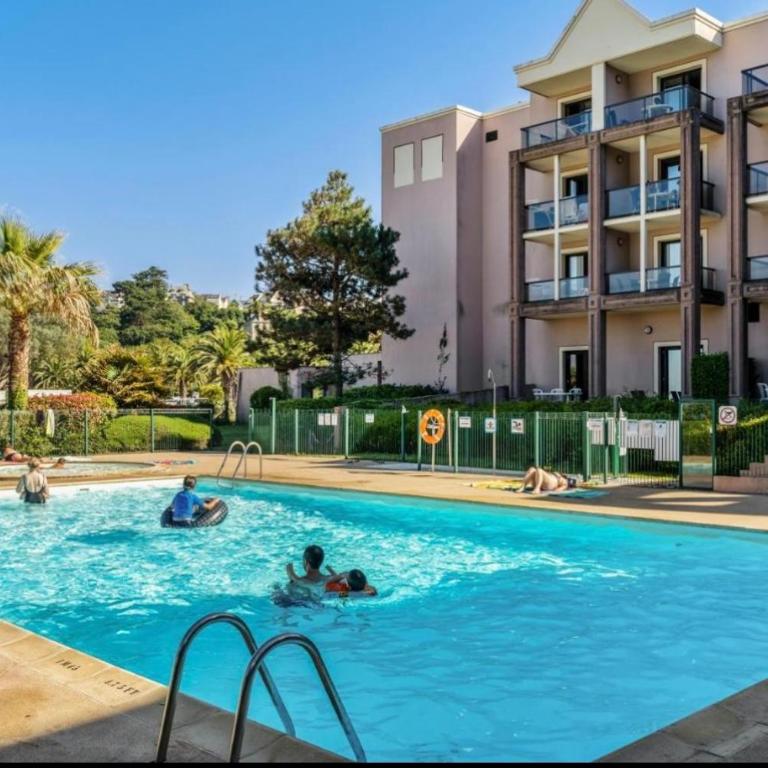 DANS LES BRAS DE NEPTUNE - Plage de TRESTRAOU - Piscine - 4 à 5 personnes - Appartamento con 1 Camera da Letto - 14