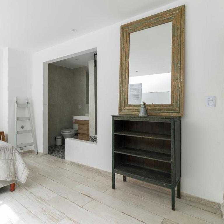 Apartamento con terraza y plantas - Apartamento de 1 dormitorio - 17