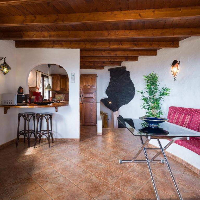 Castillo Lanzarote Villa Bentley - Luxury Villa -sleep in a volcanic cave - Villa de 2 dormitorios - 46