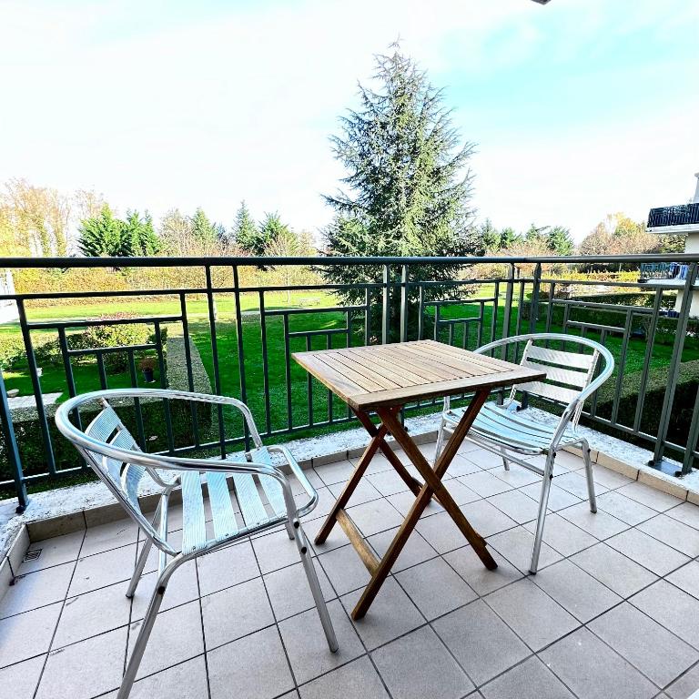 Beautiful apartment * parking* Disneyland 10 min - Appartement 1 Chambre - 17