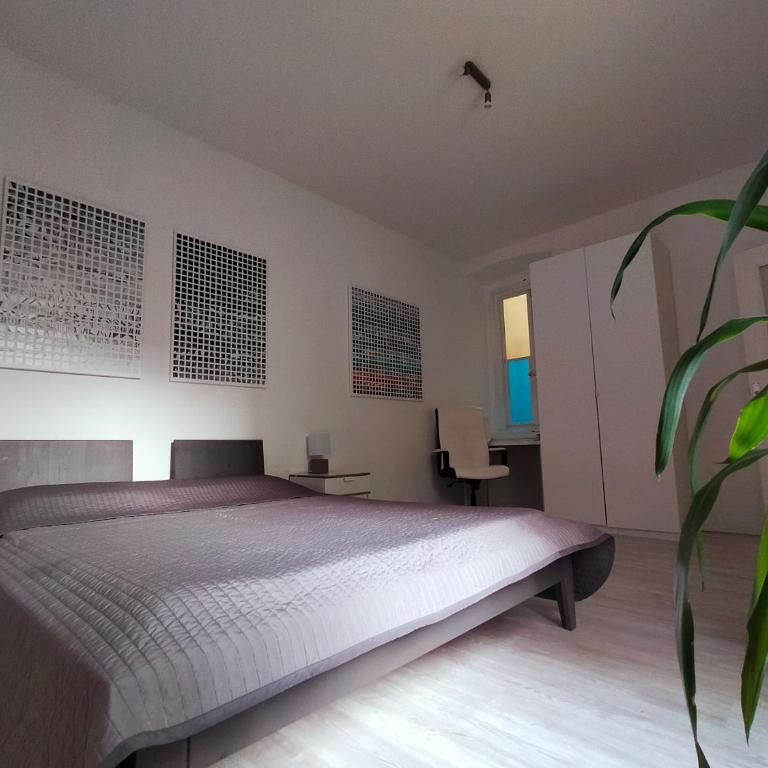 Center Room Visionarea - Large Double Room - 6