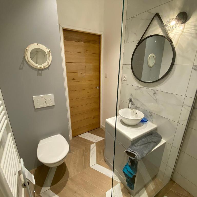 Arcachon : studio duplex face plage, centre-ville, Wi-Fi, parking - FR-1-319-500 - Monolocale - 10