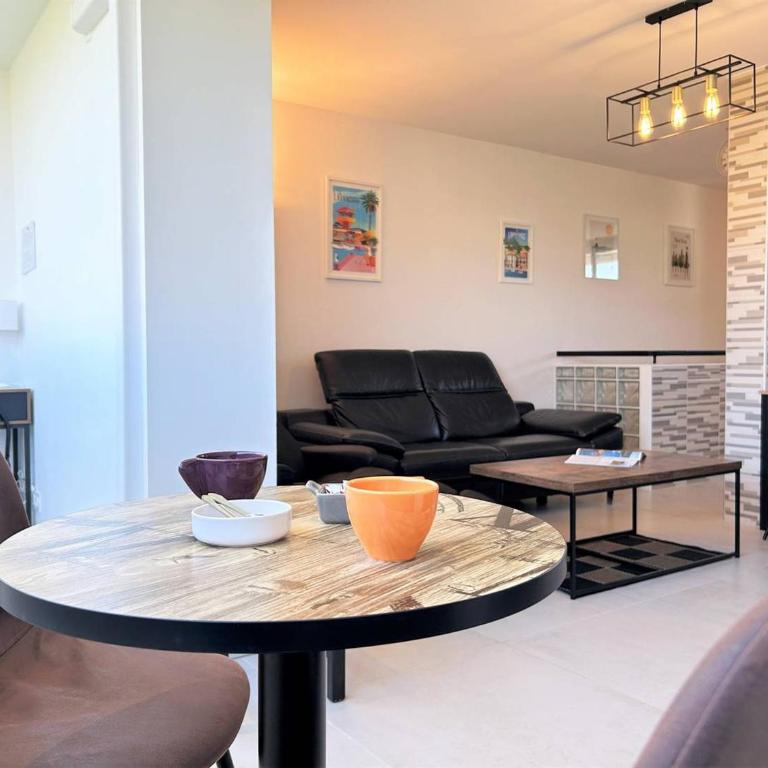 Appartement 3 pièces refait à neuf avec parking, 4 couchages, proche plage et commerces - Le Lavandou - FR-1-251-584 - Appartamento - 4