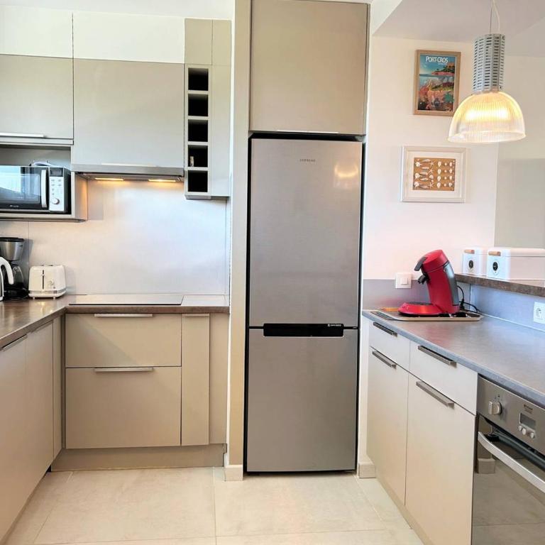 Appartement 3 pièces refait à neuf avec parking, 4 couchages, proche plage et commerces - Le Lavandou - FR-1-251-584 - Appartamento - 7