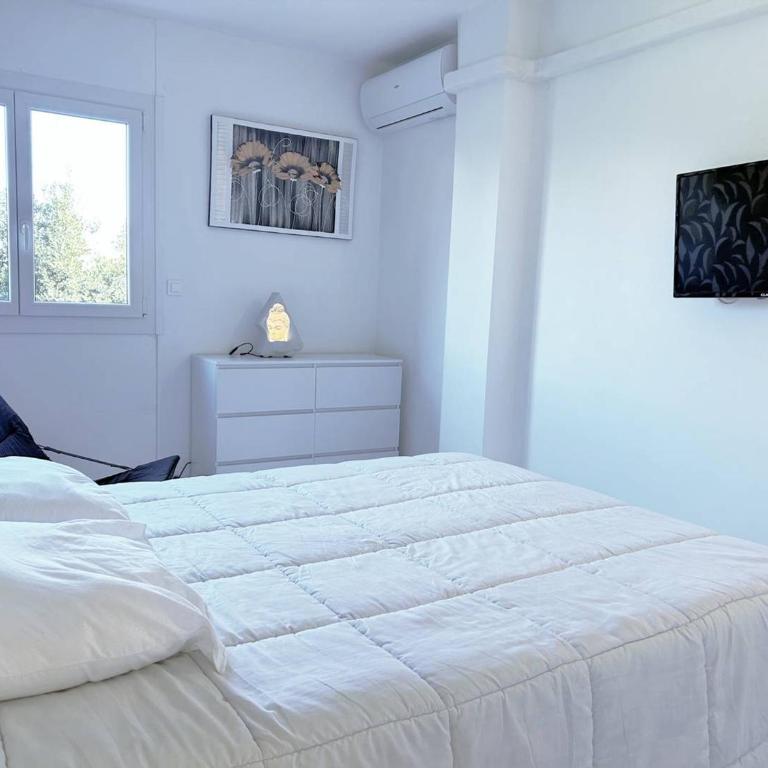 Appartement 3 pièces refait à neuf avec parking, 4 couchages, proche plage et commerces - Le Lavandou - FR-1-251-584 - Appartamento - 11