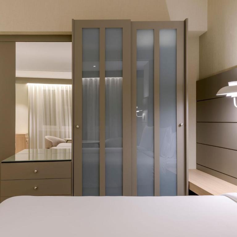AC Hotel Carlton Madrid by Marriott - Standard Twin Room - 1