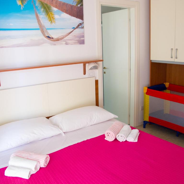 Family Residence Nuova Orchidea - Two-Bedroom Apartment with Partial Sea View - 9